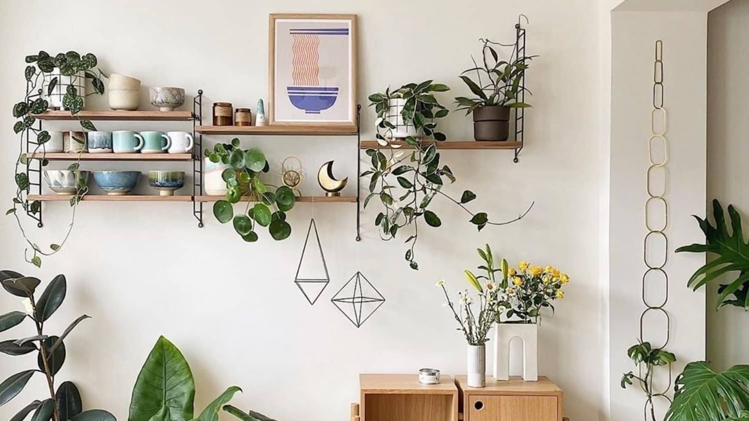 String deals pocket shelving